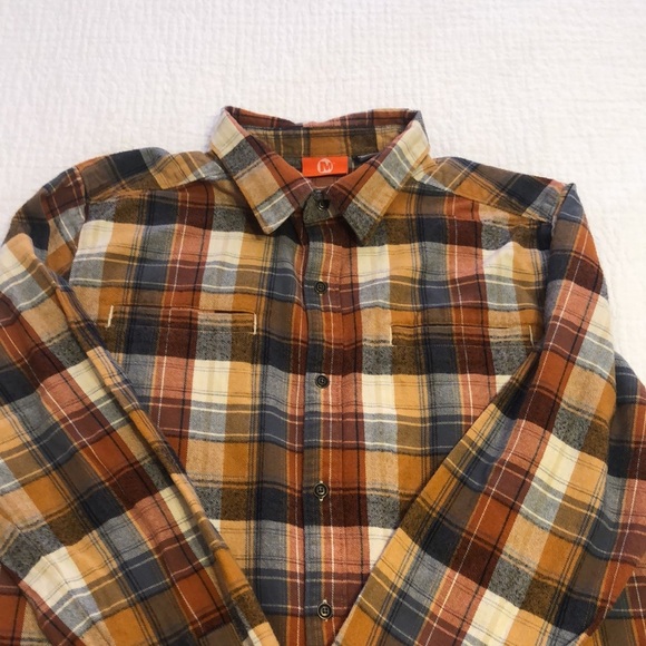 Men’s Merrell XL plaid cotton button down shirt - Picture 2 of 8